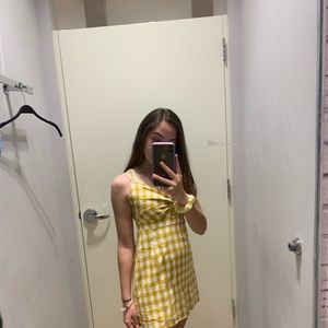 Meet your Posher, Chloe